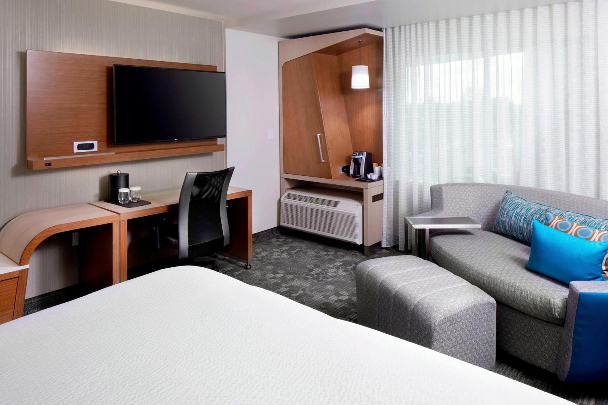 Courtyard By Marriott Houston Intercontinental Airport Exterior foto