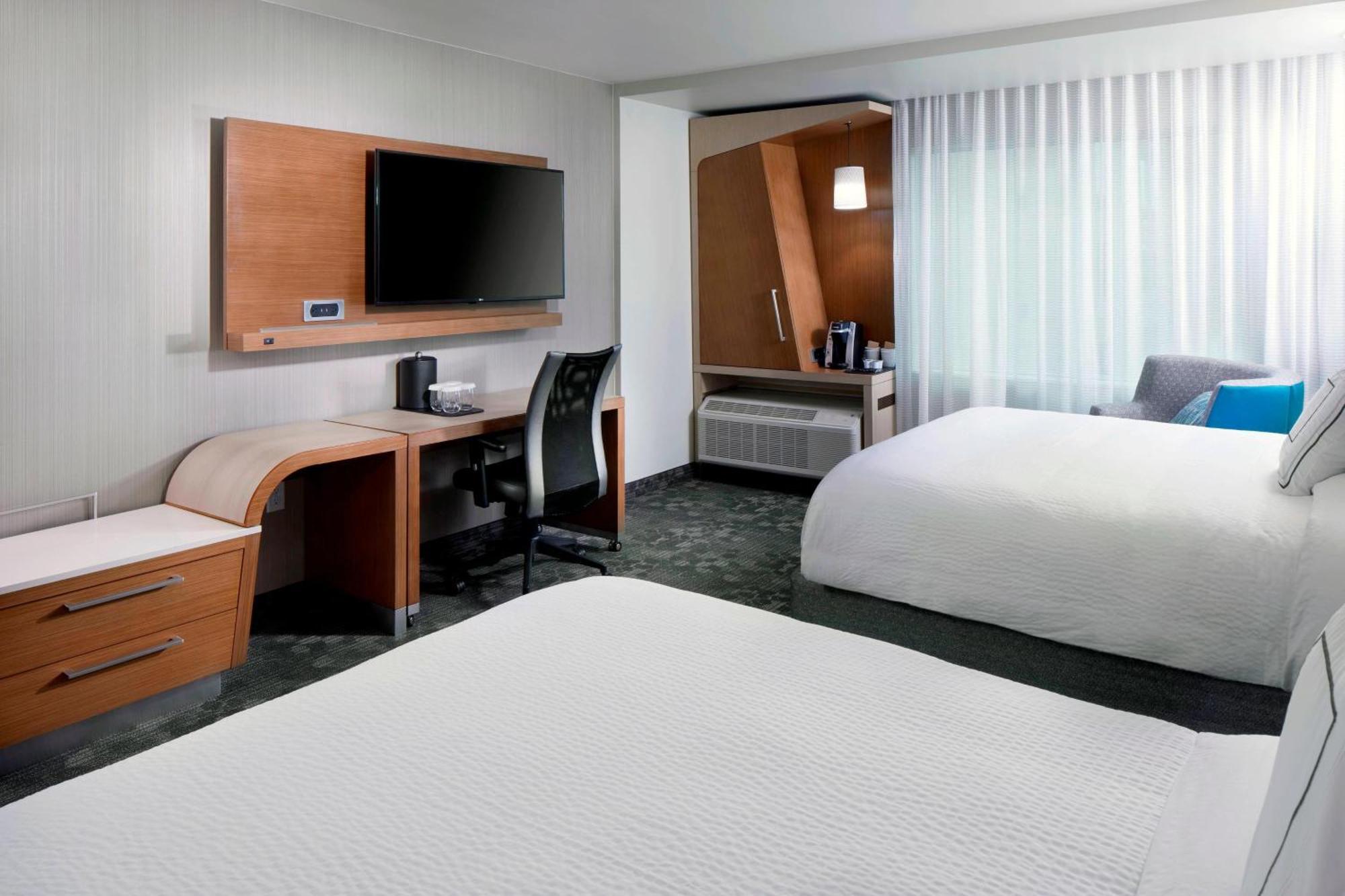 Courtyard By Marriott Houston Intercontinental Airport Exterior foto